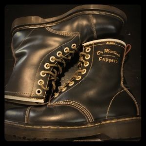 Dr. Martens black cappers men's size 9 (us)